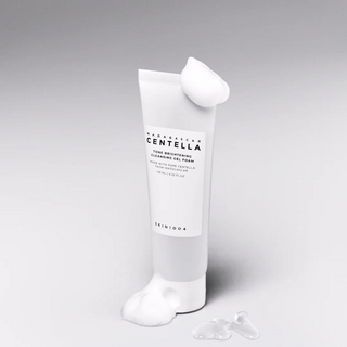 Madagascar Centella Tone Brightening Cleansing Gel Foam