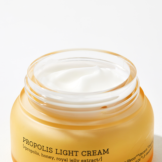 Full Fit Propolis Light Cream